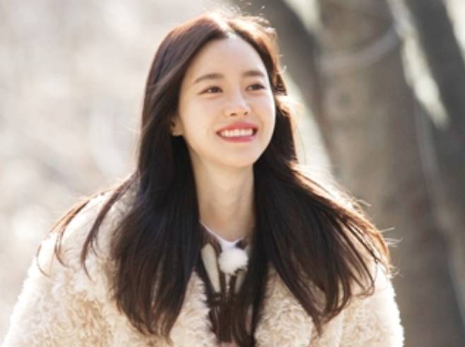 TV조선 '백반기행'에 출연한 배우 진세연.