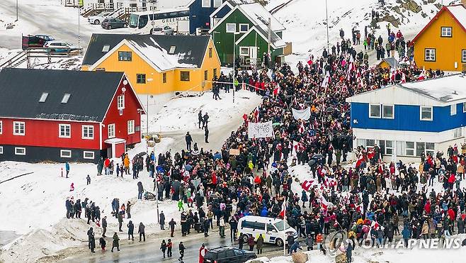 그린란드 누크 시위 [ARCTIC CREATIVE / Mads Schmidt Rasmussen / AFP=연합뉴스. 재판매 및 DB 금지]