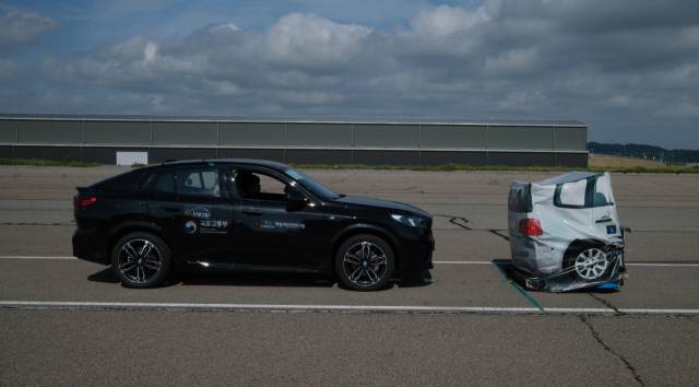 페달오조작 방지장치 평가사진. 2026.1.19. 한국교통안전공단(TS) 제공