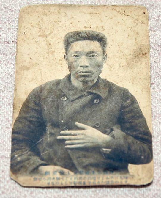 안중근 의사는 1909년 왼손 약지 마디를 잘라 혈서를 쓰며 조국 독립과 동양 평화를 위해 헌신할 것을 다짐했다.