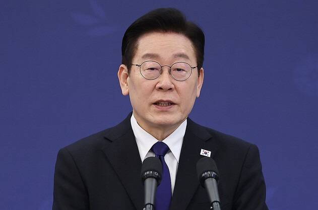 이재명 대통령이 19일 청와대에서 열린 조르자 멜로니 이탈리아 총리와의 공동언론발표에서 발언하고 있다. 연합뉴스
