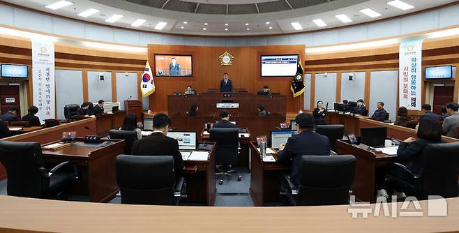 [오산=뉴시스] 경기 오산시의회 제299회 임시회 개회 모습(사진=오산시의회 제공) 2026.01.19.photo@newsis.com
