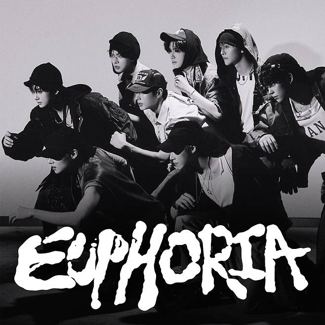 알파드라이브원의 데뷔 앨범 ‘EUPHORIA’