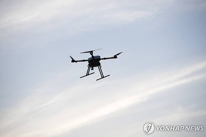 비행하는 드론 [한국교통안전공단 제공. 재판매 및 DB 금지]