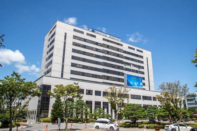 군산시청 전경/사진제공=군산시