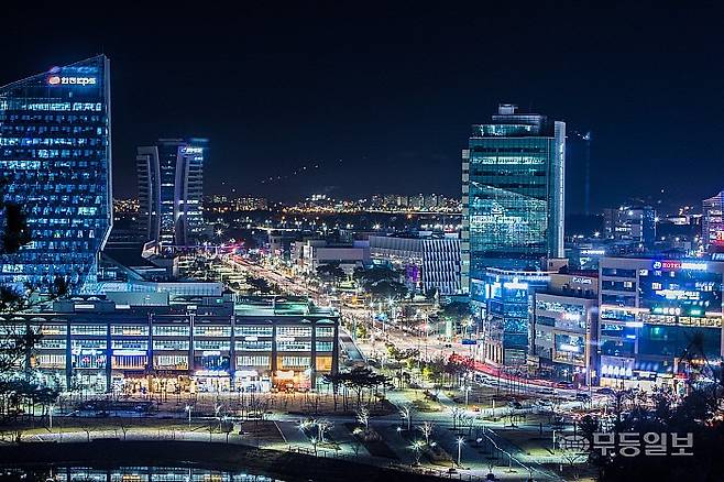 광주전남공동혁신도시(빛가람혁신도시)가 들어선 나주시가 전국 10곳의 혁신도시를 대상으로 한 '혁신도시 상생지수' 평가에서 가장 높은 평점을 받았다. 사진은 빛가람혁신도시 전경. 나주시제공