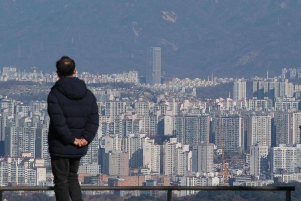 남산에서 바라본 서울 시내 아파트 모습. [사진=연합뉴스]