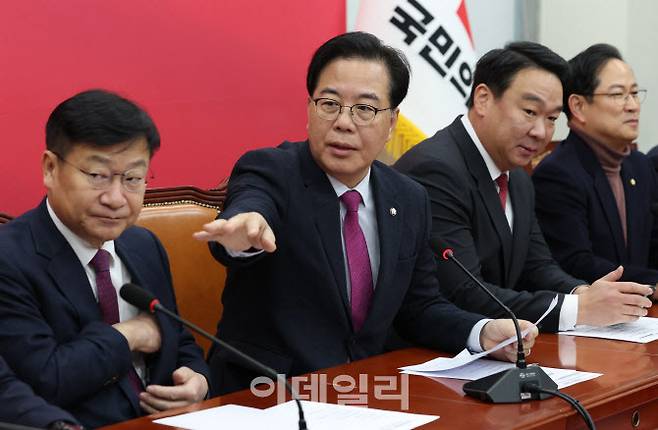 송언석 국민의힘 원내대표가 20일 서울 여의도 국회에서 열린 원내대책회의를 주재하고 있다.(사진=이데일리DB)