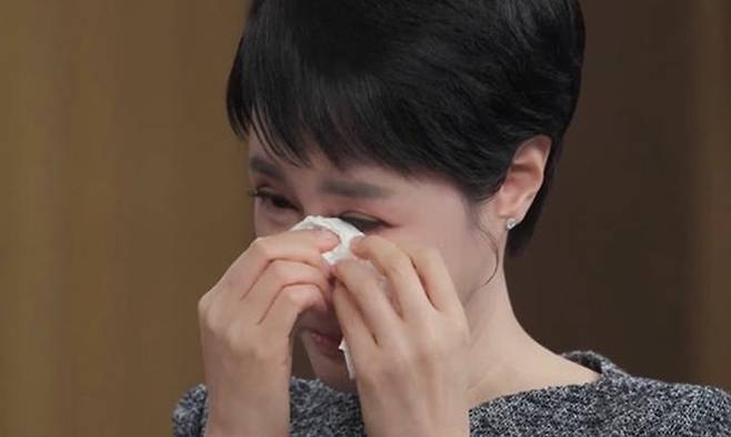 김주하 앵커, '마약' 때문에 소변 검사까지...전남편 폭력·외도로 '이혼'