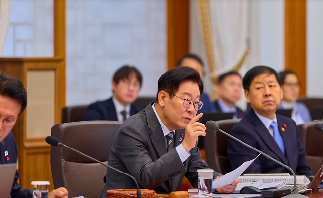 이재명 대통령이 20일 청와대에서 열린 국무회의에서 발언하고 있다. (대통령실)