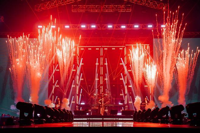 JYP엔터테인먼트, kenneviaphotography