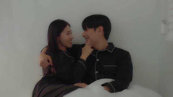 ‘하루가 힘들어졌어’ 뮤직비디오 캡쳐