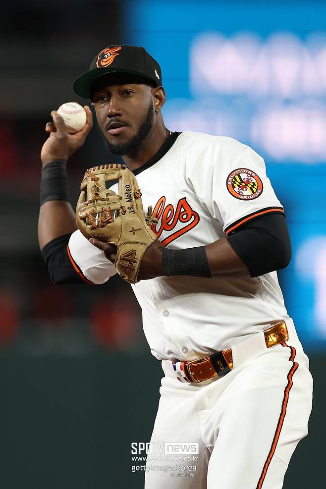 ▲ 호르헤 마테오. 애틀랜타 브레이브스가 빙판길에 넘어져 손가락을 다친 뒤 수술을 받은 주전 유격수 김하성의 공백을 채우기 위해 마테오를 영입했다.