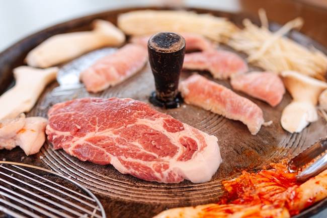 솥뚜껑 삼겹살 이밎.(출처=클립아트코리아X이미지투데이)