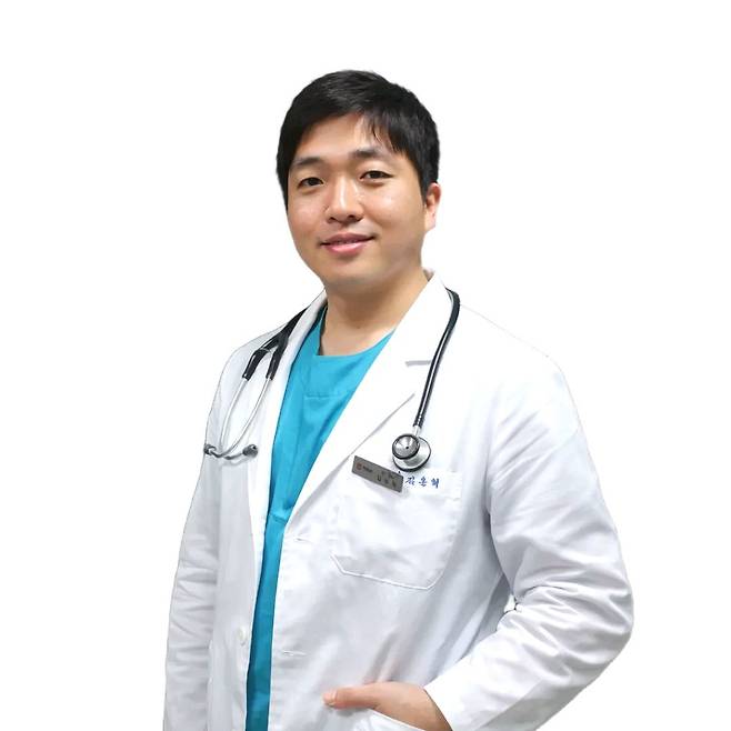 김훈혁 원장｜출처: 차외과의원