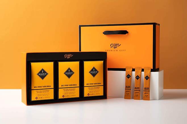 롯데마트는 이번 설 가족과 지인의 건강 상태와 라이프스타일을 고려한 '맞춤형 선물'을 콘셉트로 다양한 건강 선물 라인업을 선보인다.(롯데마트제공)