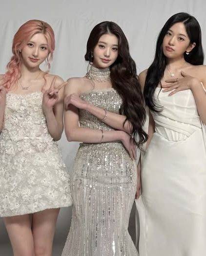 셀렙 드레스 (출처 : 인스타그램 @ivestarship)
