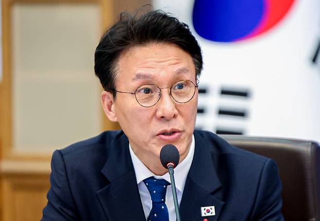 김민석 국무총리가 지난 20일 청와대에서 이재명 대통령 주재로 열린 국무회의에서 발언하고 있다. 연합뉴스
