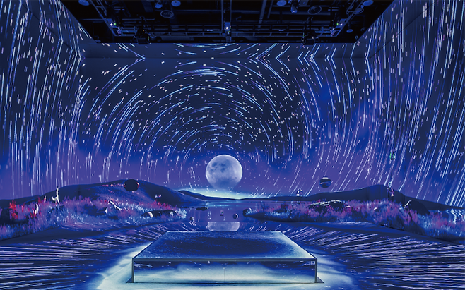 속초의 몰입형 미디어 아트 전시관 '뮤지엄엑스(Museum X)' (홈 마리나 속초 제공)