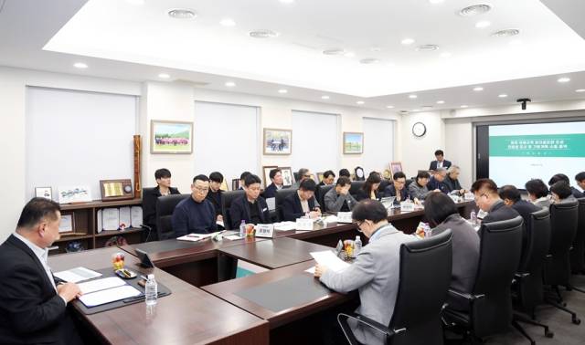 15일 진행된 파크골프장 타당성 조사 및 기본계획 수립 용역 착수보고회. 사진 제공=파주시