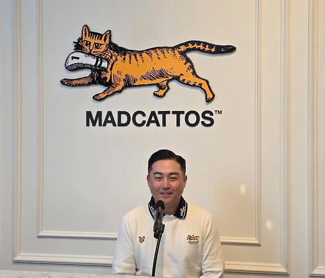 기자들과 만난 이태훈 [촬영= 김동찬]