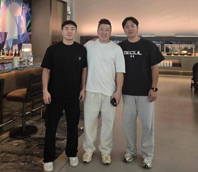 조기 전지훈련 출국한 삼성 류지혁, 최형우, 강민호(왼쪽부터). 삼성 라이온즈 제공