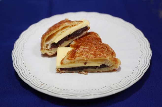 제과점 ‘레자미오네뜨’의 ‘앙버터 붕어빵’. 박미향 기자