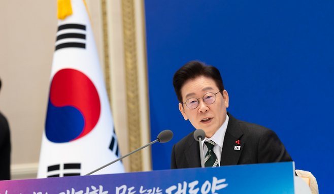이재명 대통령이 21일 신년 기자회견을 하고 있다. (대통령실)