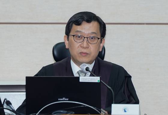 이진관