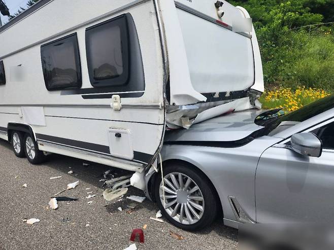 A vehicle is seen crashed into another during a scene of a staged traffic accident by a group of people who deliberately arranged such accidents for insurance money [DAEJEON METROPOLITAN POLICE AGENCY]
