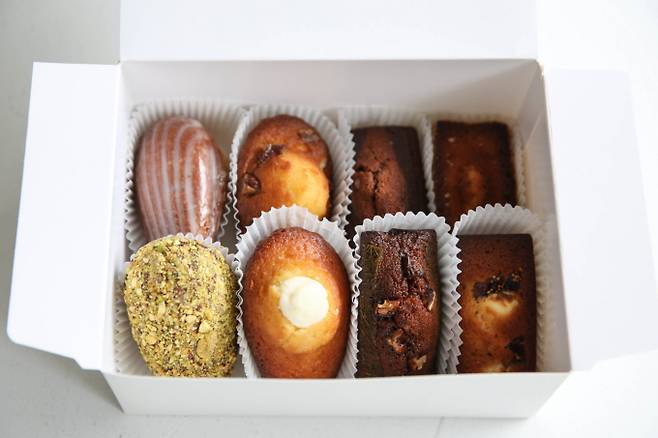 사진은 파티스리 데시데의 마들렌, 휘낭시에. /사진=다이어리알