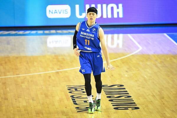 다시 최하위 탈출! 삼성, 가스공사 꺾고 9위로