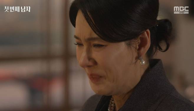 오현경, 아들 행적 단서 찾았지만…백혈병 진단 사실 알고 '오열' ('첫번째남자') [종합]