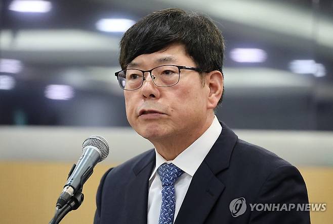 지난해 국감장서 답변하는 박선순 다원시스 대표 [연합뉴스 자료사진]