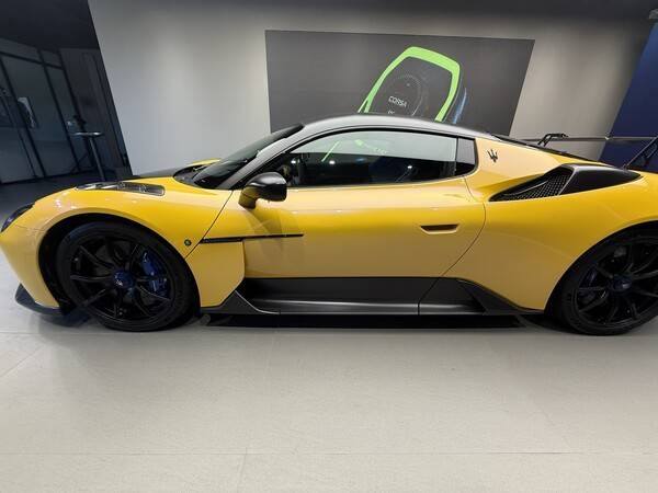 GT2 스트라달레(Stradale) 측면. [출처= 조승열 기자]