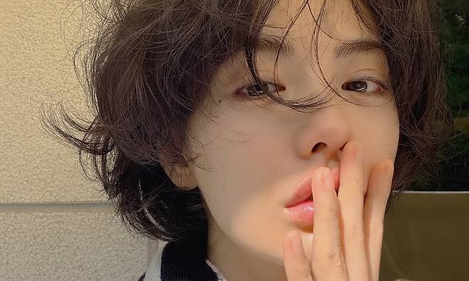 나나, 흉기 먼저 휘둘렀잖아 강도 주장에…'무고죄' 고소한다