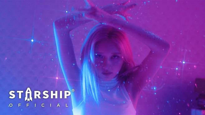 [사진 = ‘IVE’ 공식 유튜브 화면 캡처]