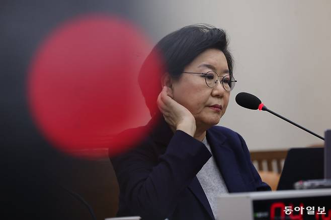이혜훈 기획예산처 장관 후보자가 23일 서울 여의도 국회에서 열린 제431회국회(임시회) 재정경제기획위원회 인사청문회에 출석해 있다. 장승윤 기자 tomato99@donga.com