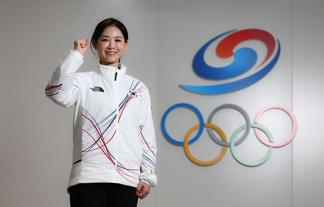 Lee Soo-kyung, Korea's chef de mission for the 2026 Winter Olympics, poses during an interview with the JoongAng Ilbo at the Olympic Hall in southern Seoul on Jan. 20. [KIM JONG-HO]