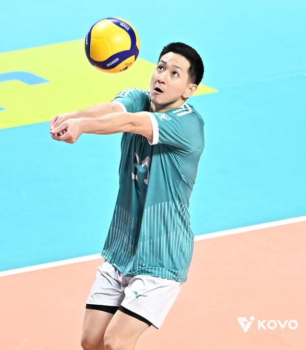 갑작스런 제외, 결국 결별 신호였나...대한항공, ‘디그 1위’ 아쿼 리베로 료헤이 교체 초강수