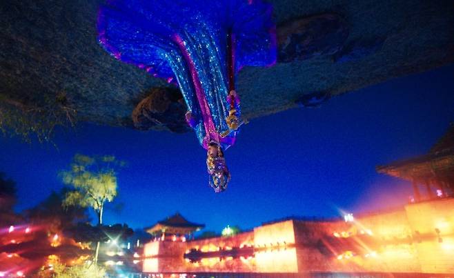 영화 ‘인간 초거대 알고리즘’ 스틸컷. 영화로세상을아름답게 제공.