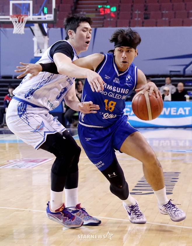 [B하인드★] '삼성 vs 가스공사' 치열한 탈꼴찌 배틀, 마줄스 국대 감독은 매의 눈으로 지켜봤다