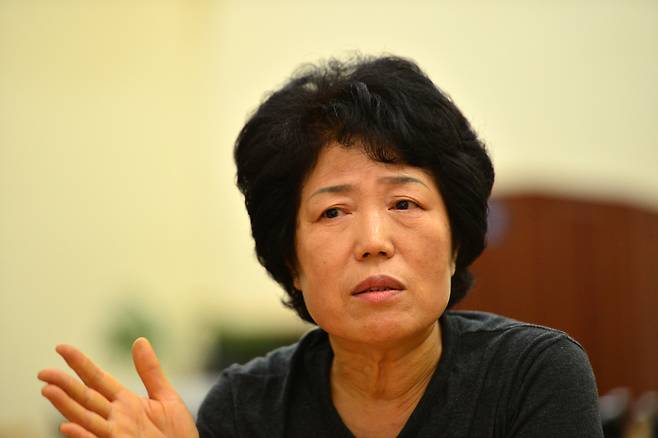 석정남 작가. 정지윤 선임기자