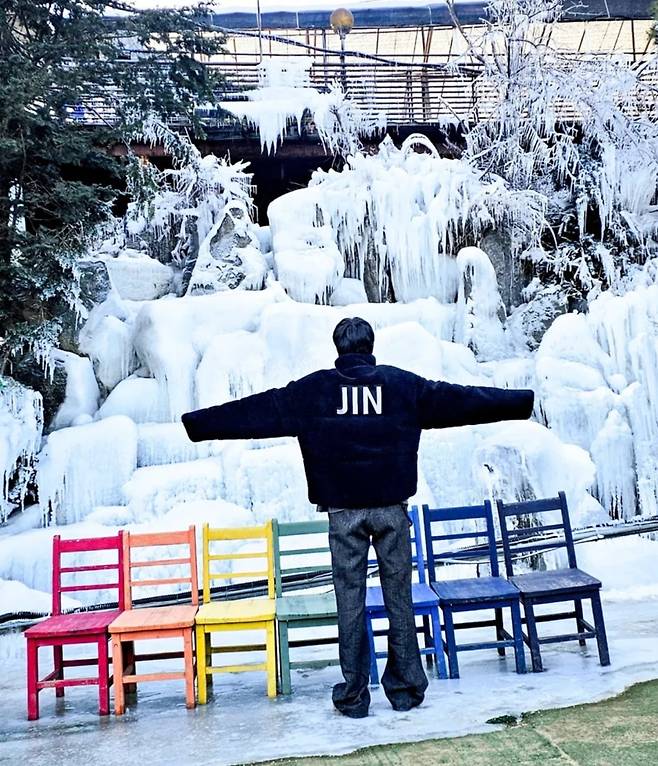 사진 = 진 인스타그램