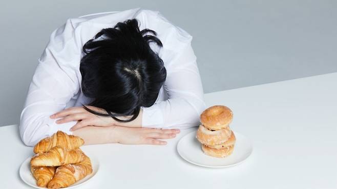 달콤한 음료와 빵은 스트레스 호르몬 분비를 촉진한다 | 출처: 게티이미지뱅크