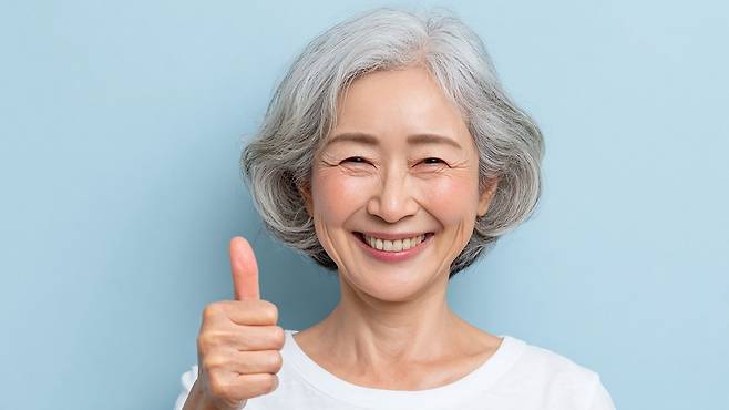 건강한 치아 개수로 사망 위험을 예측할 수 있다는 연구 결과가 나왔다｜출처: 클립아트코리아