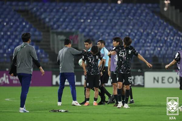 한 명 없어도 한국은 이기네... 베트남 매체 경사났다