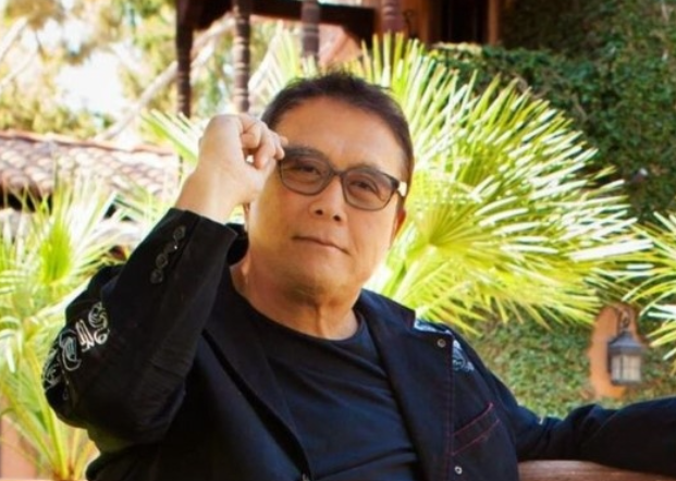 투자서 '부자 아빠 가난한 아빠' 저자인 로버트 기요사키가 올해 은 가격이 다시 강세를 보일 것이라는 전망을 되풀이했다.