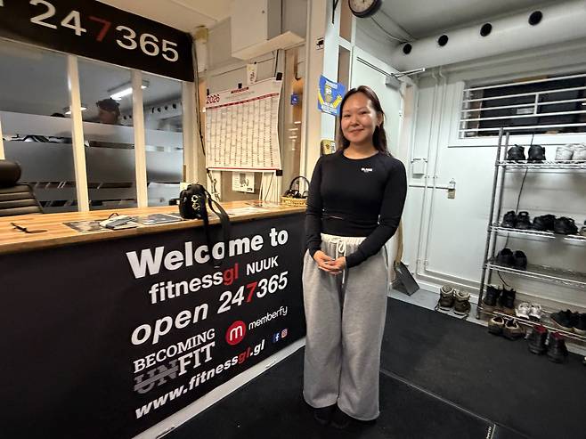 22일 그린란드 누크의 한 헬스클럽에서 만난 IT기업 회사원 카트리네 크리스토퍼센. BTS의 열혈 팬이라는 그는 기자에게 “안녕하세요. 반갑습니다”라고 유창한 한국어로 인사했다./원선우 특파원