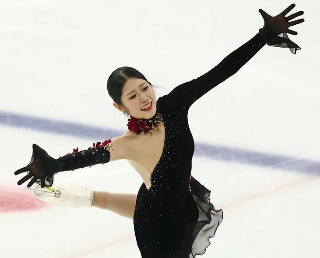 서울 목동아이스링크에서 열린 제80회 전국남녀 피겨스케이팅 종합선수권대회 겸 국가대표 2차 선발전 여자 싱글 프리스케이팅에서 이해인(고려대)이 연기를 펼치고 있다.뉴스1